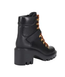 Ekonika Stiefelette Mit Kontrastierender Schnürung -Waldläufer Verkaufsgeschäft ee58a6be 1de9 524a 9534 23eaa6c38131 scaled